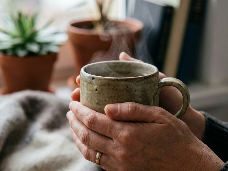Przerwa na uważność przy herbacie